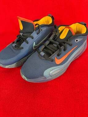 Nike Air Zoom G.T. Cut 2 Basketball Shoes Thunder Blue Orange Youth 4Y
